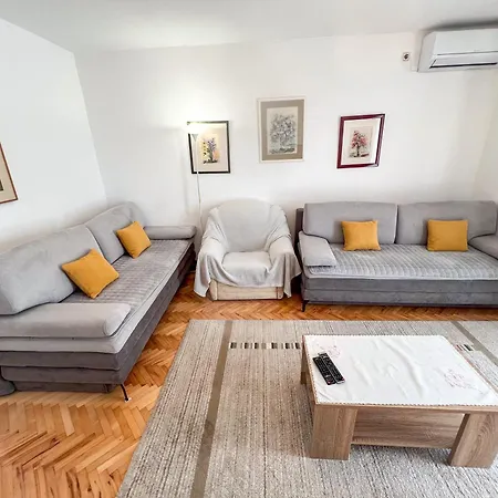 Mio Apartman Brist