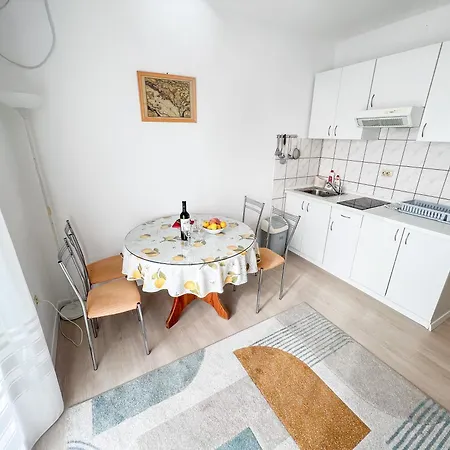 Apartman Mio *